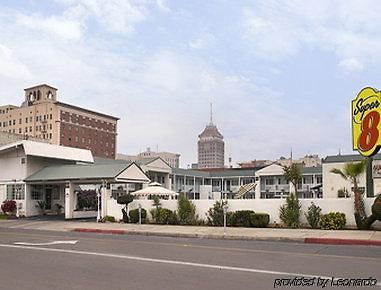 Travelodge By Wyndham Fresno Convention Center Area Exterior foto